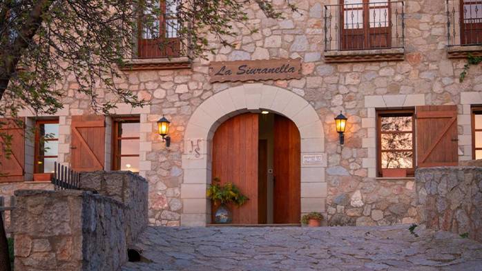 https://media.obehotel.com//files/hotel/hotel-siuranella-siurana-priorat-tarragona/gen3.jpg