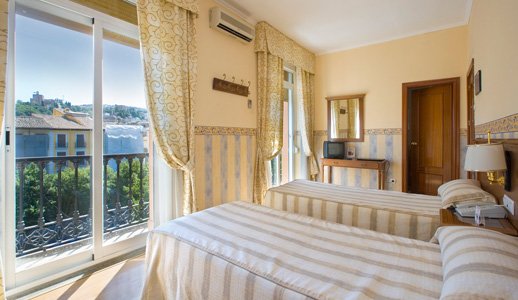 https://media.obehotel.com//files/hotel/hotel-txintxua-hernani/_M1P5092.jpg